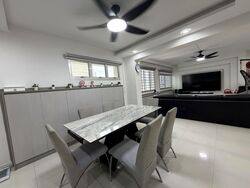 Blk 752 Jurong West Street 74 (Jurong West), HDB Executive #563085131